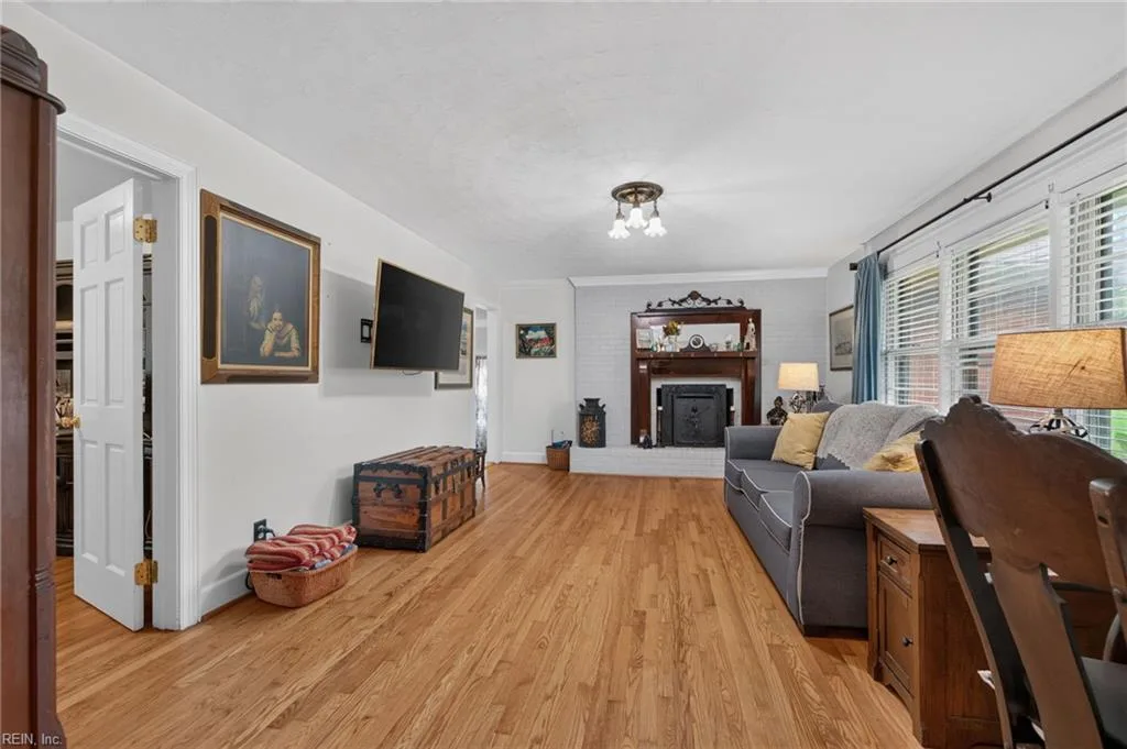 4833 Colonial LN, PORTSMOUTH VA 23703 thumb 6