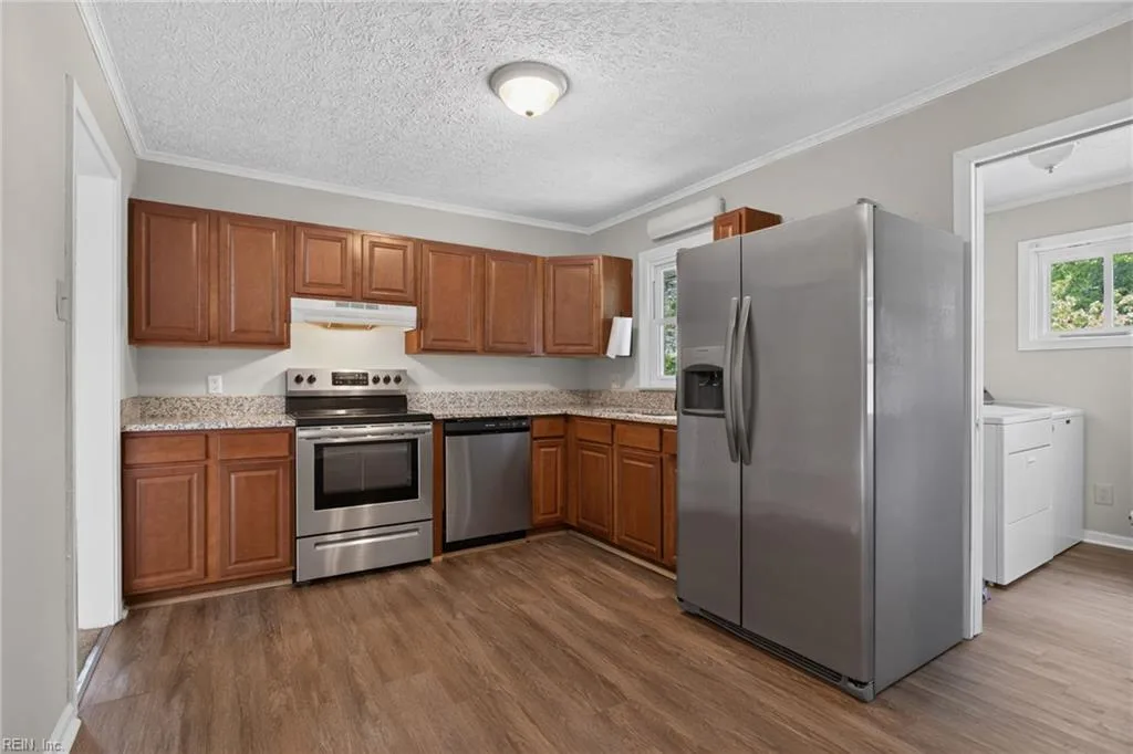 129 Cynthia DR, HAMPTON VA 23666 thumb 12