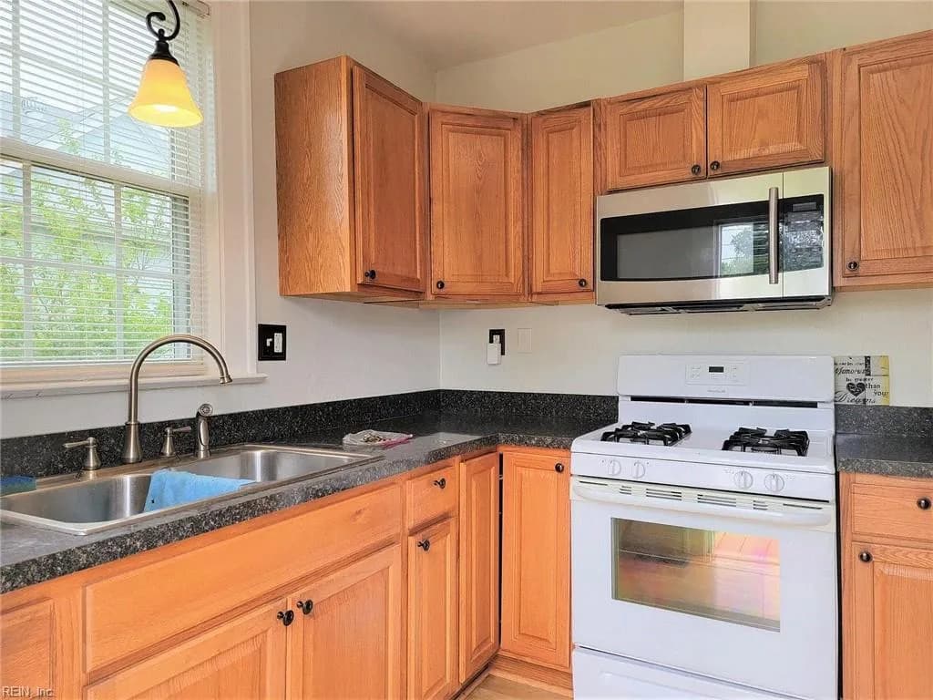 69 Greenbriar AVE, HAMPTON VA 23661 thumb 11