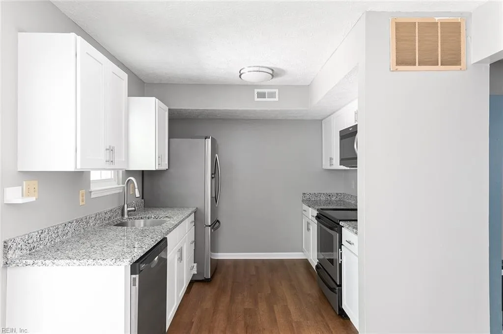 30 Otsego DR, NEWPORT NEWS VA 23602 thumb 11