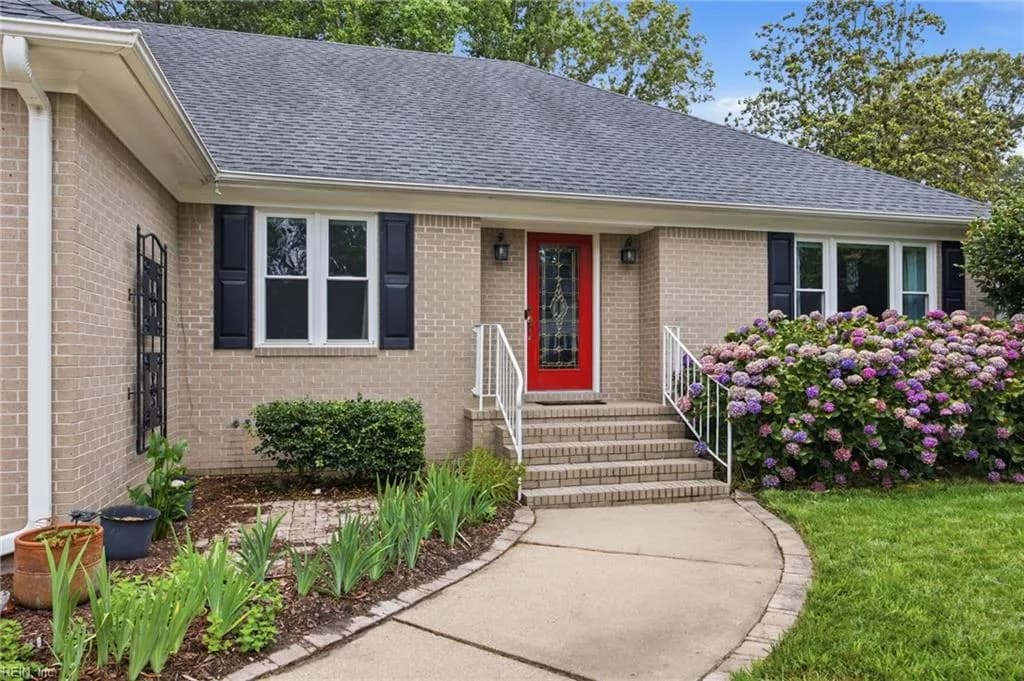 1129 Cordova CT, VIRGINIA BEACH VA 23456 - Photo 4