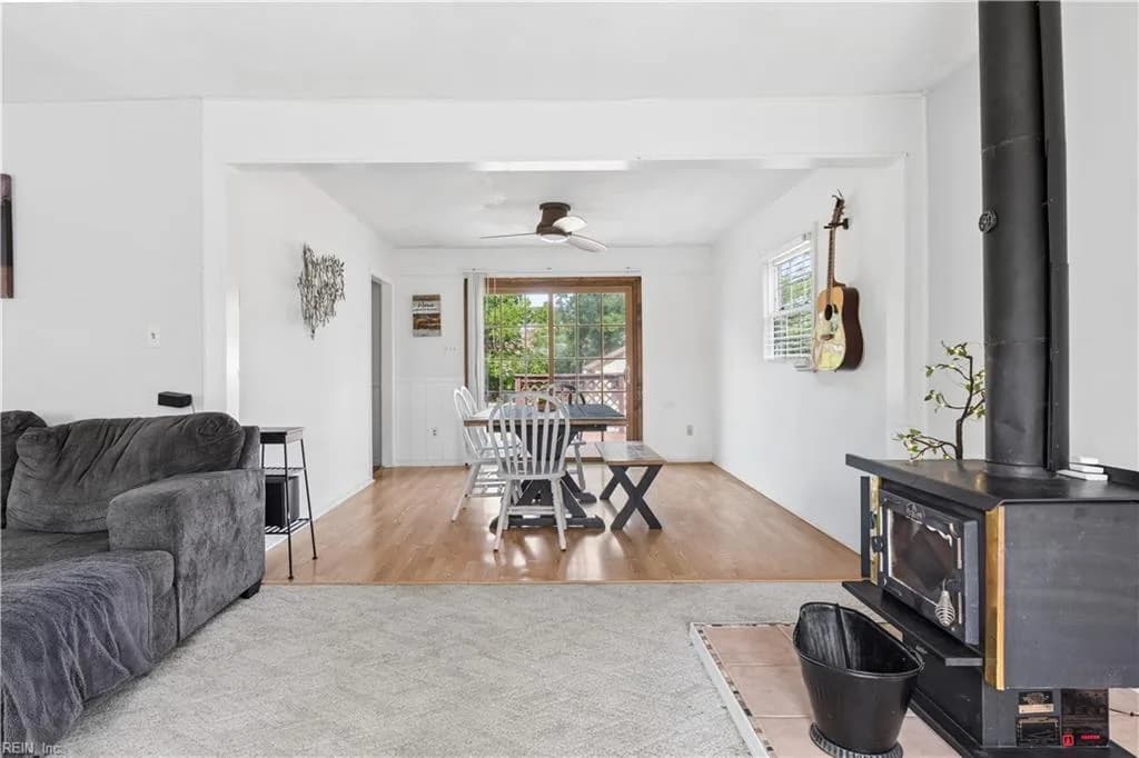 19 Freeman DR #A, POQUOSON VA 23662 thumb 11