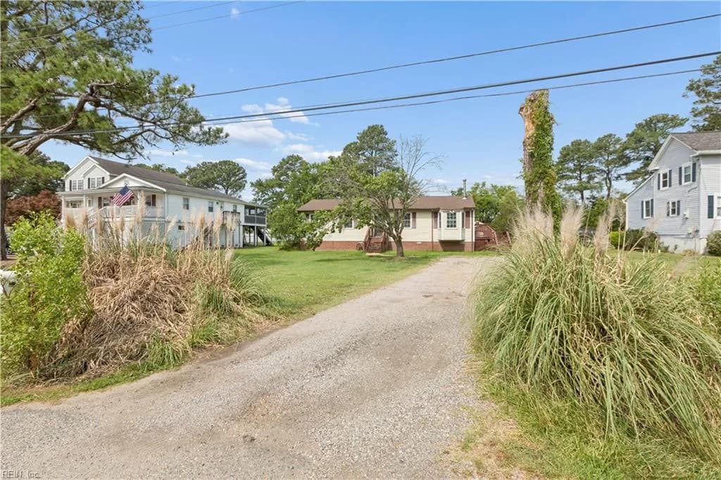 19 Freeman DR #A, POQUOSON VA 23662 - Photo 3