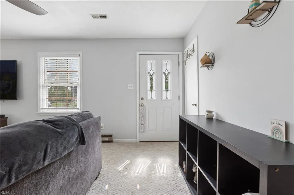 19 Freeman DR #A, POQUOSON VA 23662 thumb 6