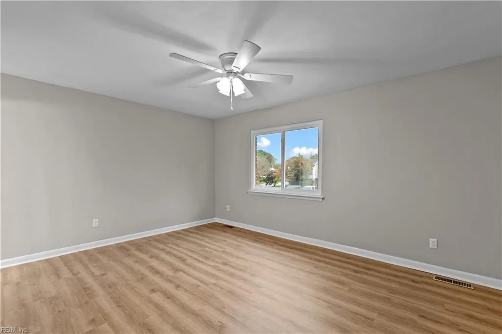 811 S Grosvenor CT, VIRGINIA BEACH VA 23462 thumb 10