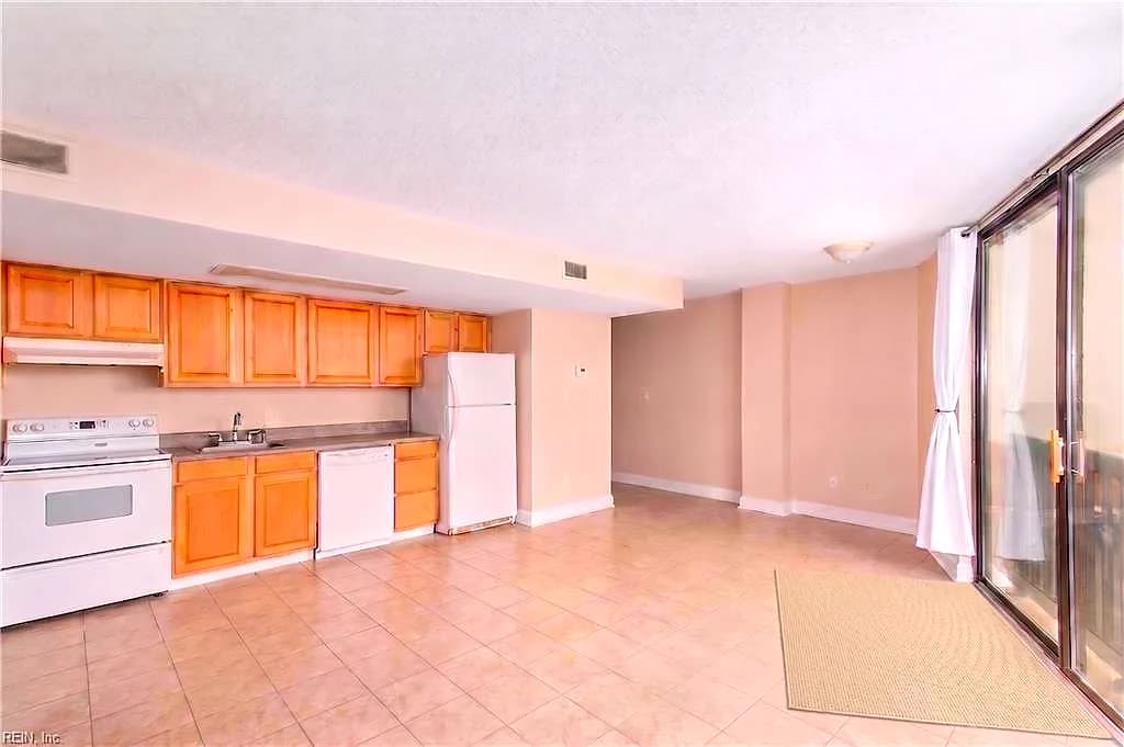 1222 E Ocean View AVE #306, NORFOLK VA 23503 - Photo 5