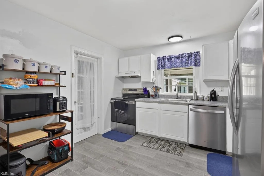 2708 Heutte DR, NORFOLK VA 23518 thumb 10