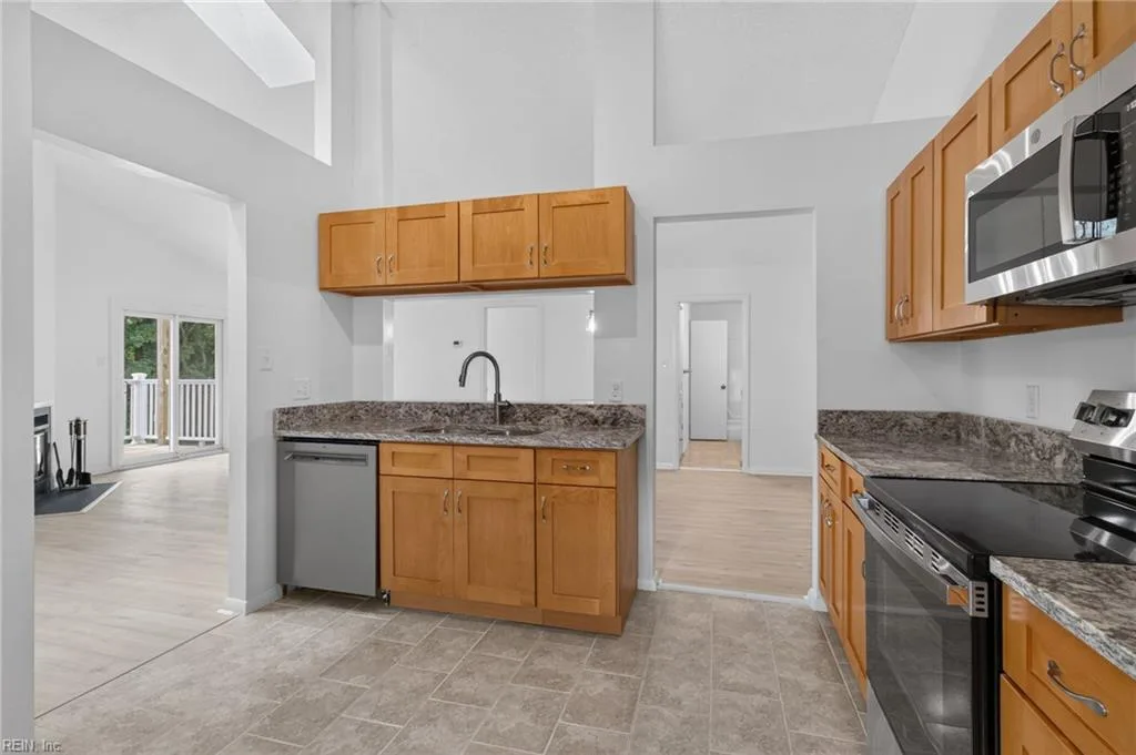 1323 Destination LN, VIRGINIA BEACH VA 23454 thumb 8
