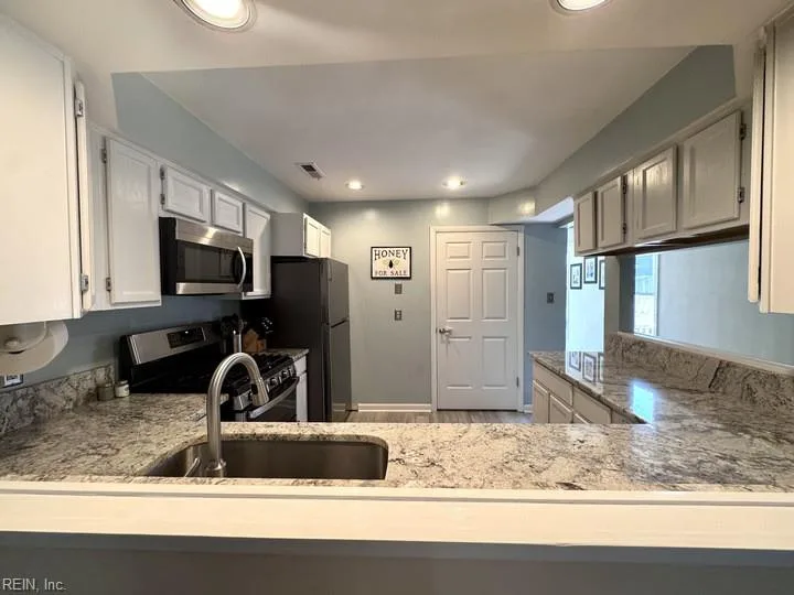 4488 Lauderdale AVE #A, VIRGINIA BEACH VA 23455 thumb 9