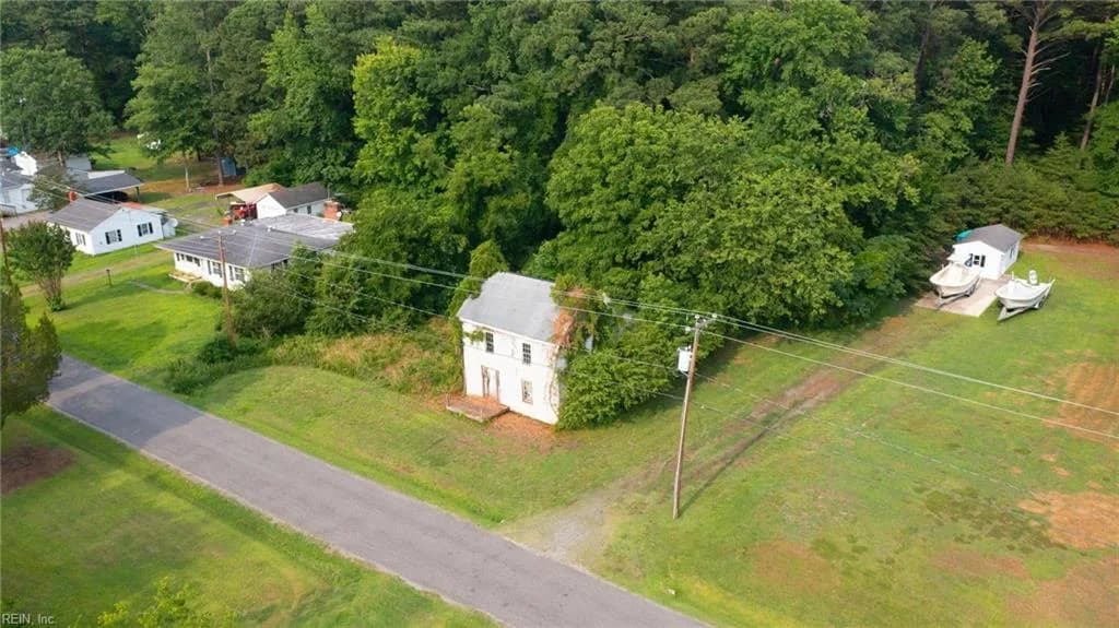 143 Callis Wharf RD, GRIMSTEAD VA 23064 thumb 10