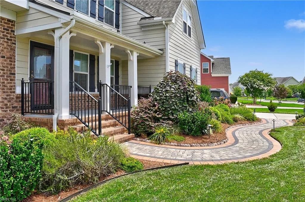 2068 Roger McClung LN, VIRGINIA BEACH VA 23456 thumb 6