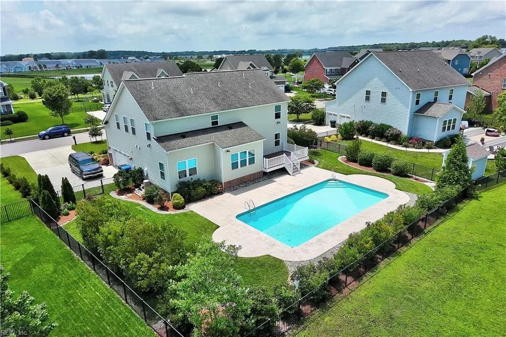 2068 Roger McClung LN, VIRGINIA BEACH VA 23456 thumb 9