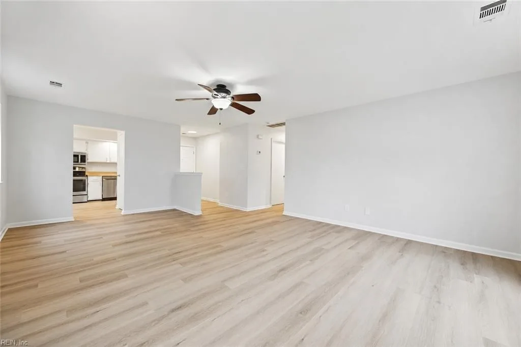 1657 Cassell ST, VIRGINIA BEACH VA 23454 - Photo 4