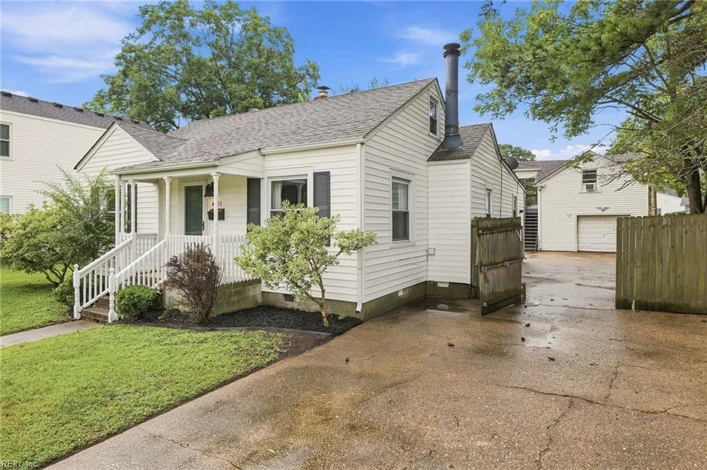 4207 Neptune AVE, CHESAPEAKE VA 23325 - Photo 4