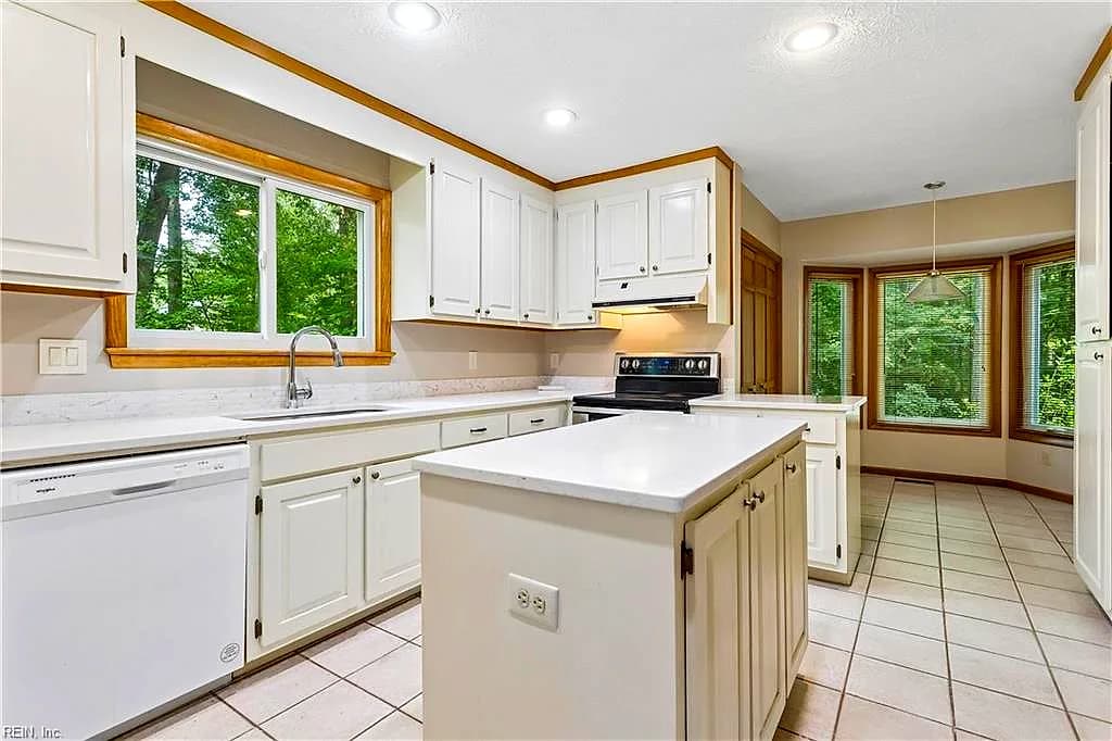 107 Sun Rise WAY, YORKTOWN VA 23693 thumb 11