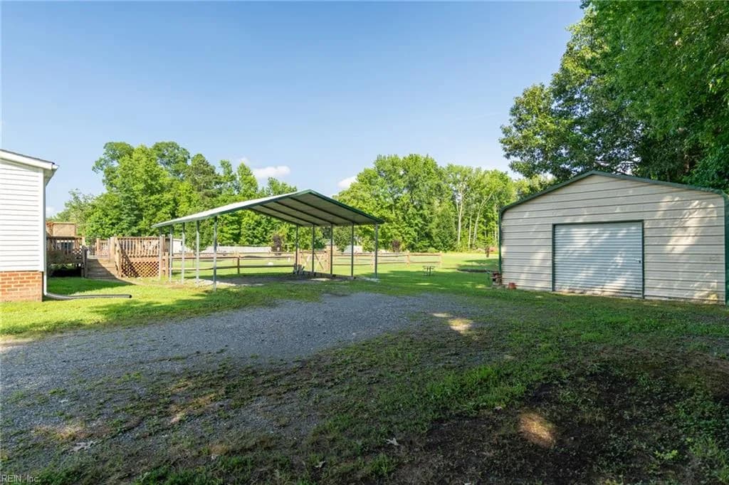 185 Jenkins Neck RD, DUTTON VA 23050 - Photo 5