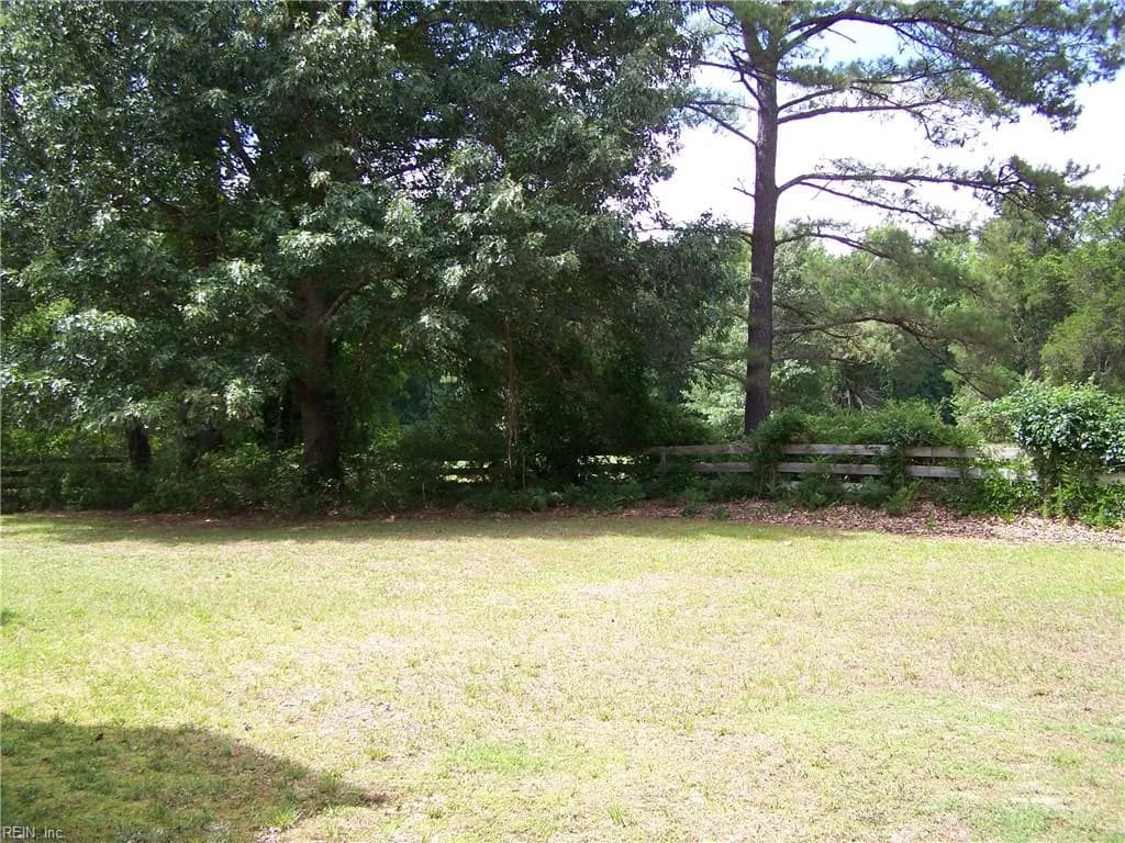 23325 Southampton PW, COURTLAND VA 23837 thumb 11