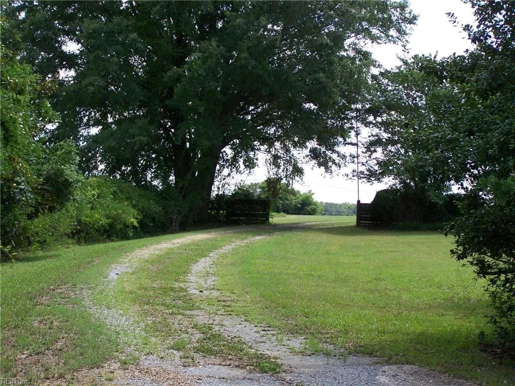 23325 Southampton PW, COURTLAND VA 23837 thumb 10