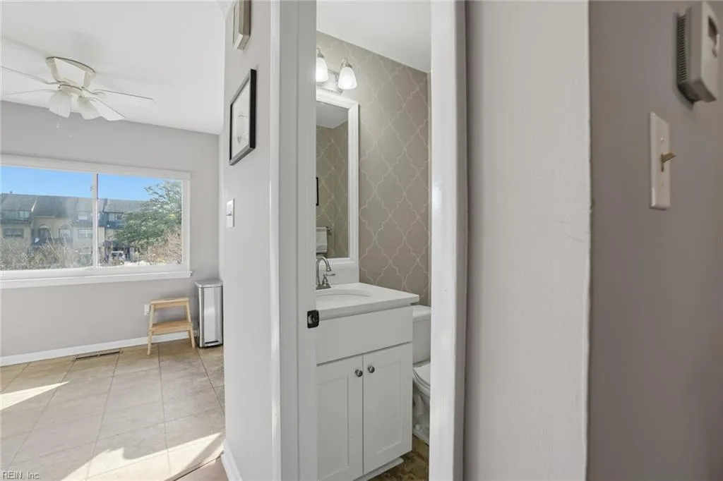 2203 Hermit Thrush LN, VIRGINIABEACH VA 23455 thumb 11