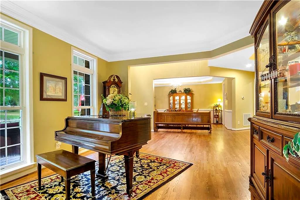 3321 Newland CT, TOANO VA 23168 - Photo 5