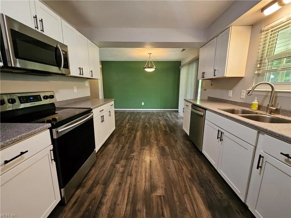 3413 Newport DR, CHESAPEAKE VA 23321 thumb 10
