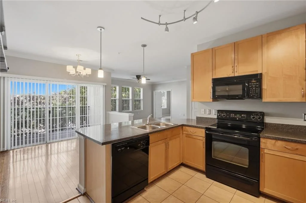 1400 Granby ST #204, NORFOLK VA 23510 thumb 11