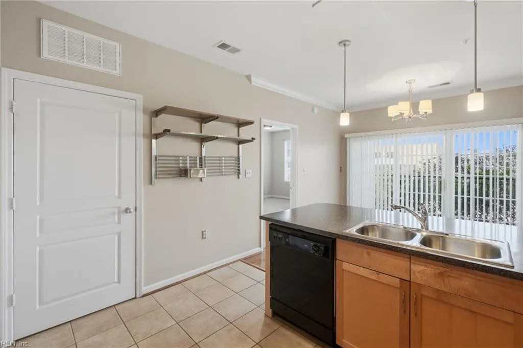1400 Granby ST #204, NORFOLK VA 23510 thumb 12