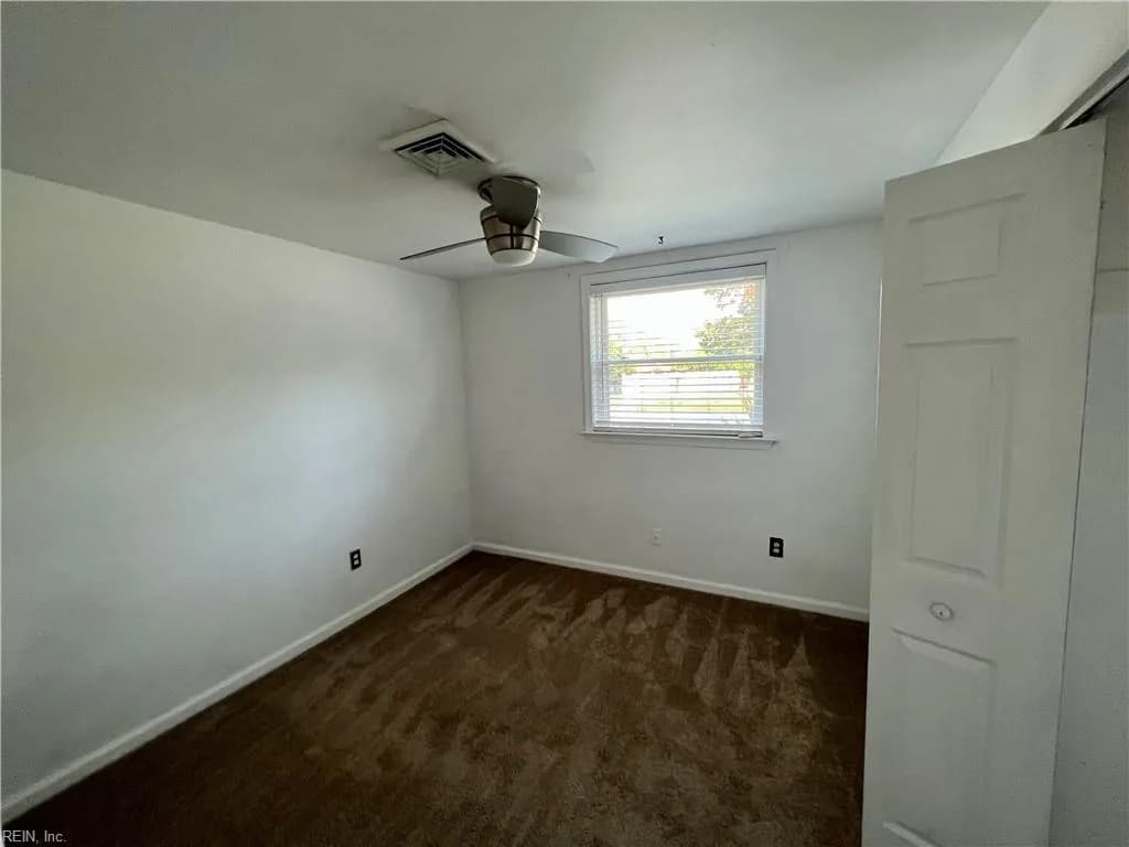 2304 Burnette DR, HAMPTON VA 23663 thumb 11