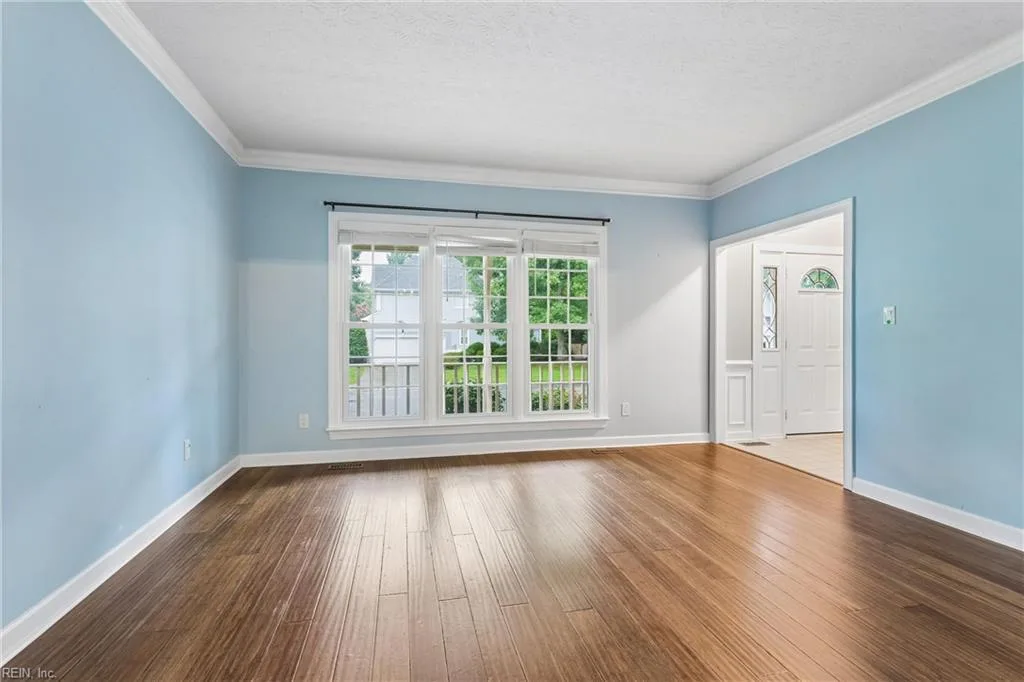 100 Crosspointe CT, YORKTOWN VA 23693 thumb 10