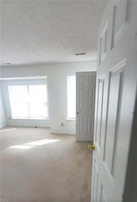 824 Nottaway DR, CHESAPEAKE VA 23320 thumb 6