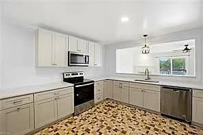 143 Harbor Watch DR, CHESAPEAKE VA 23320 thumb 3