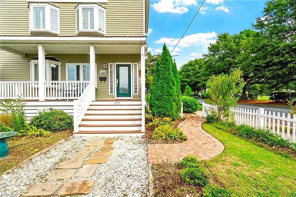 727 Tazewell AVE, CAPE CHARLES VA 23310 - Photo 3