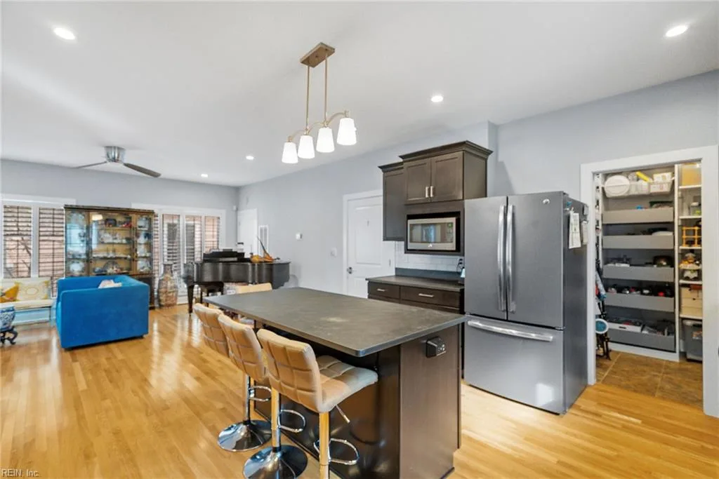 727 Tazewell AVE, CAPECHARLES VA 23310 thumb 8