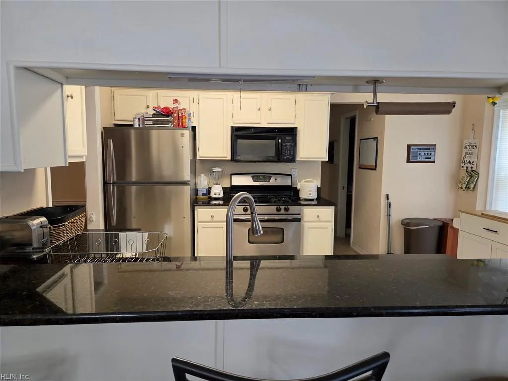 942 Lowry PL, NEWPORT NEWS VA 23608 thumb 7