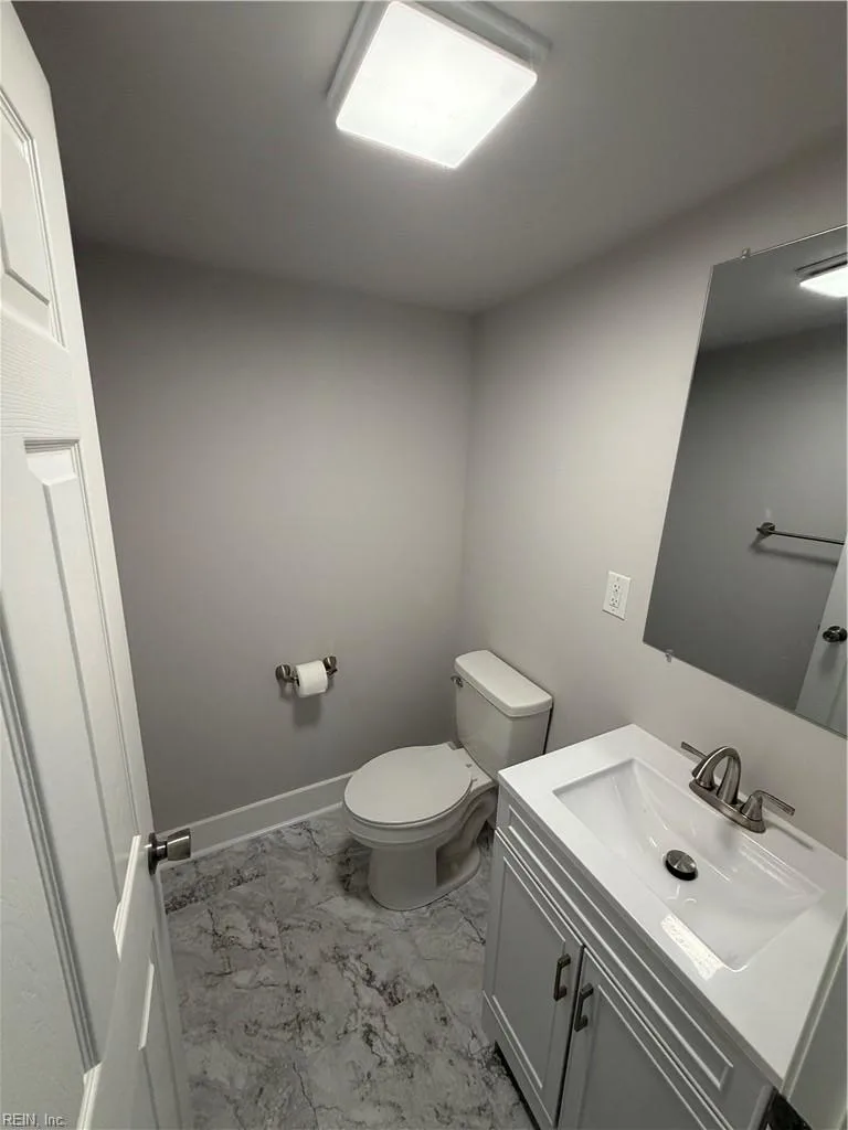 2403 Acorn ST, PORTSMOUTH VA 23704 thumb 8