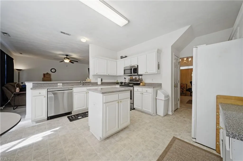 6305 Kilbourne WAY, SUFFOLK VA 23435 thumb 11
