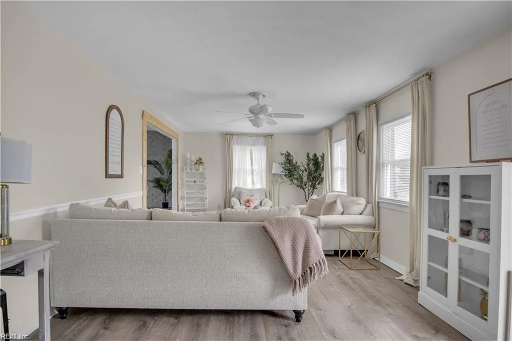 421 Plummer DR, CHESAPEAKE VA 23323 thumb 6