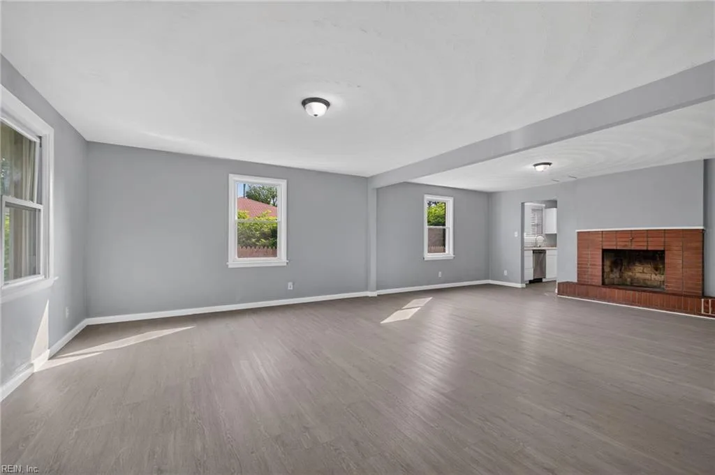 609 Crystal AVE, CHESAPEAKE VA 23324 thumb 8