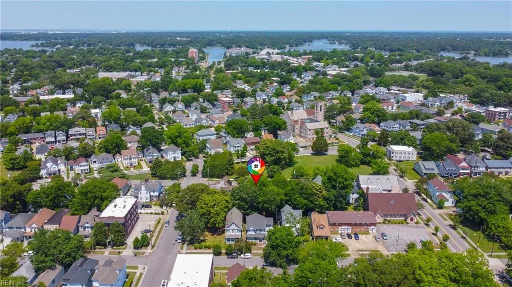 318 W 31st ST, NORFOLK VA 23508 - Photo 4