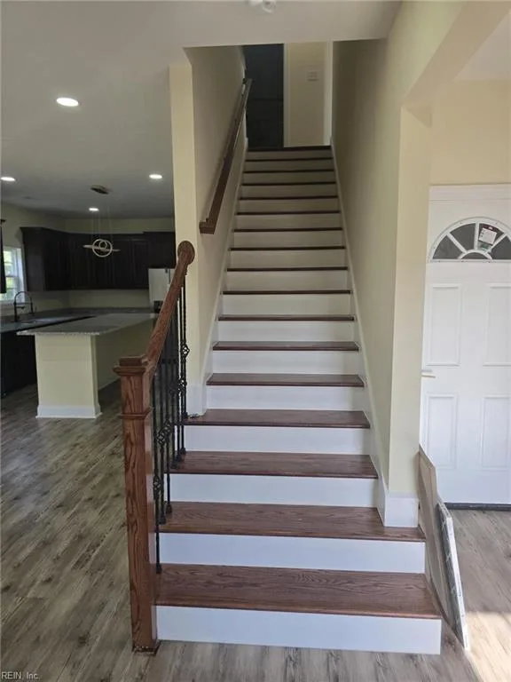 3819 Pretty Lake AVE, NORFOLK VA 23518 - Photo 3