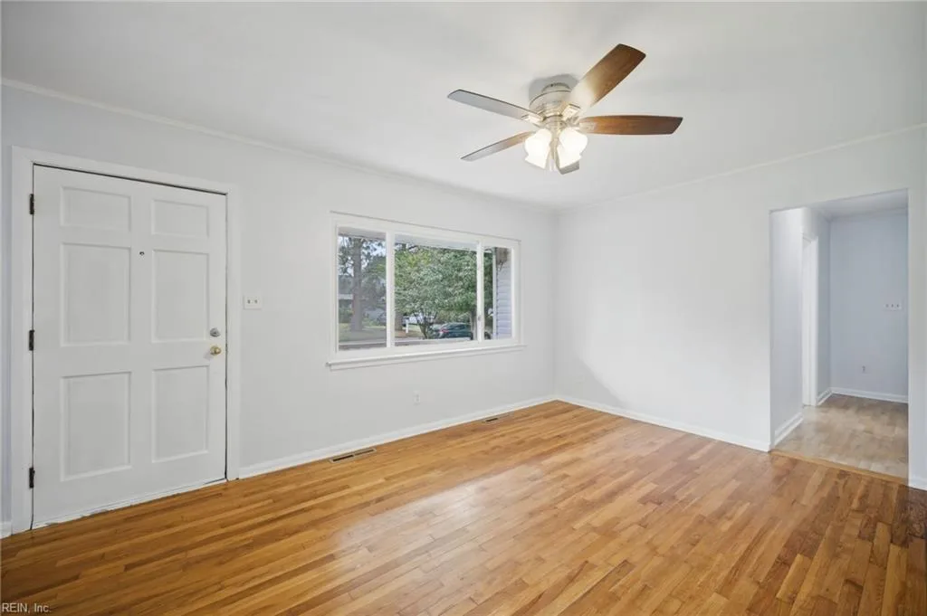 1323 Ormer RD, CHESAPEAKE VA 23325 - Photo 4