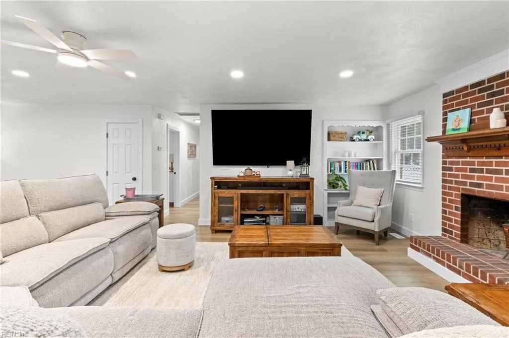 1010 Weeping Willow DR, CHESAPEAKE VA 23322 thumb 7