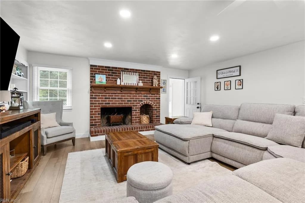 1010 Weeping Willow DR, CHESAPEAKE VA 23322 thumb 8