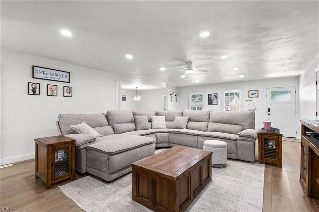 1010 Weeping Willow DR, CHESAPEAKE VA 23322 thumb 9