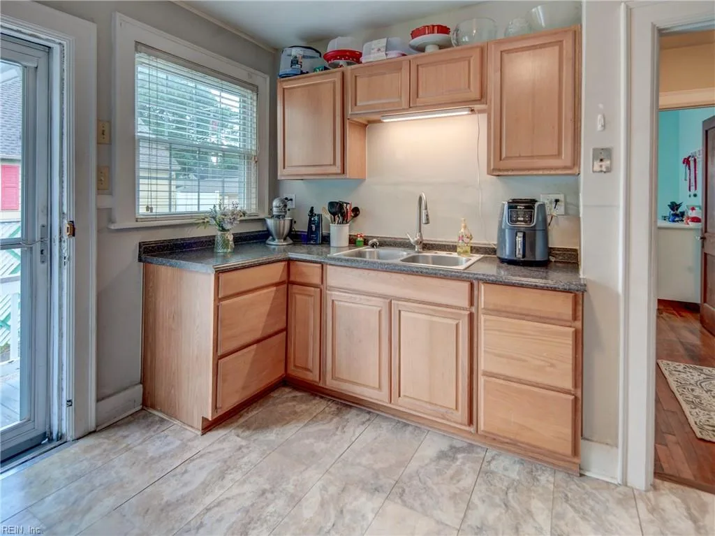 4203 Clifford ST, PORTSMOUTH VA 23707 thumb 12