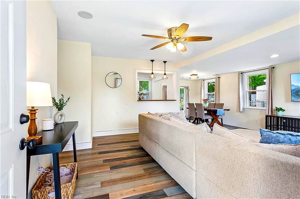 140 Glenwood RD, HAMPTON VA 23669 - Photo 4