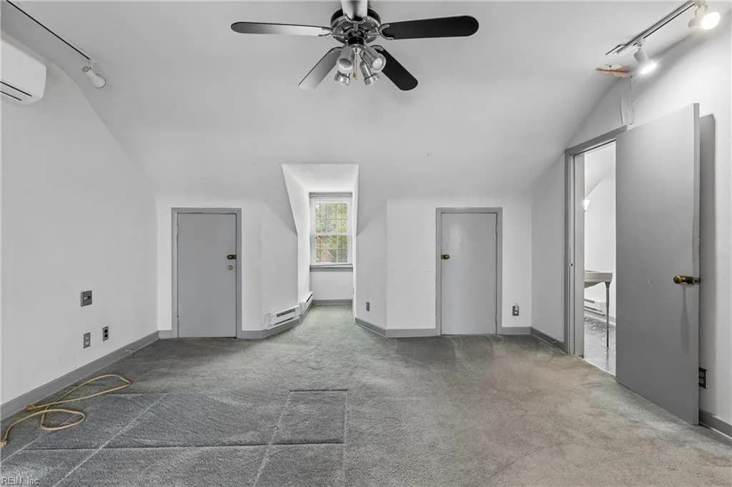 211 Hilton TER, NEWPORT NEWS VA 23601 thumb 11