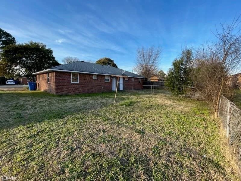2018 Pond LN, CHESAPEAKE VA 23324 thumb 11