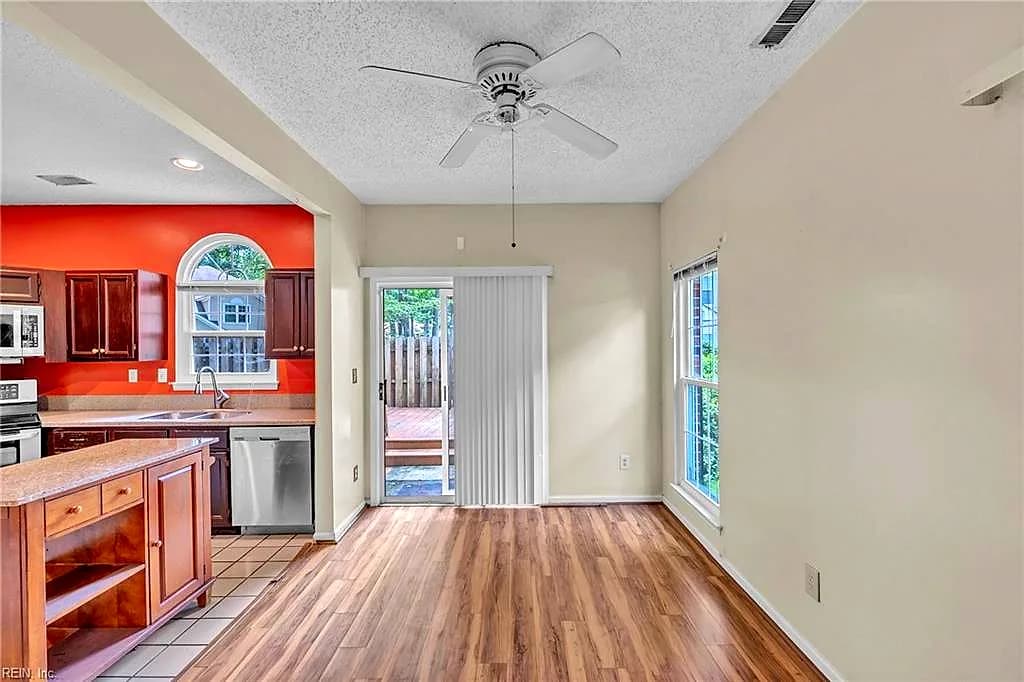 2267 Claymill DR, NEWPORT NEWS VA 23602 thumb 9