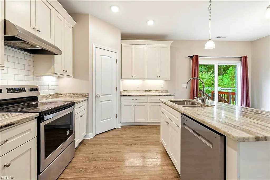 614 Cook RD, YORKTOWN VA 23690 thumb 8